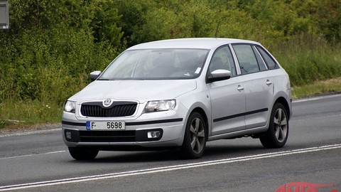 Thumb 42412 large skoda rapid spaceback 001