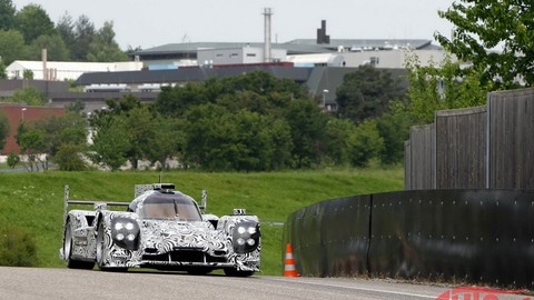 Thumb 42003 large porsche lmp1 02