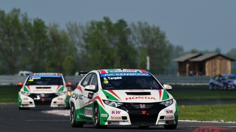 Thumb 37837 large tarquini race1 svk 33