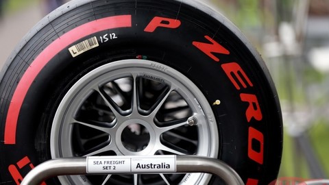 Thumb 34269 large f1 aus pirelli