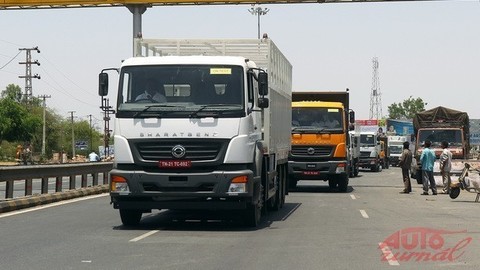 Thumb 22407 large bharatbenz vyrazil na indick c3 a9 cestyt