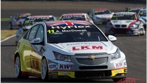 Thumb 21676 large wtcc macdowall race1 jpn 25