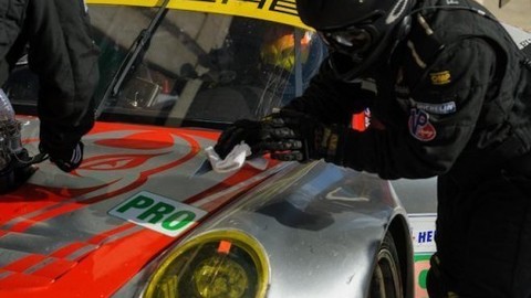 Thumb 11567 large 2012 24 heures du mans 80 flying lizard motorsports usa lm gte pro porsche 911 gta 1224a 702 4417 hd