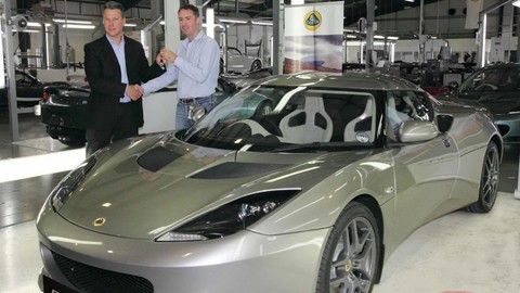 Thumb 9982 large lotus evora