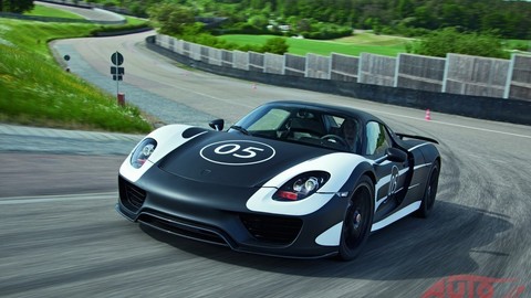 Thumb 8951 large porsche918spyder 02