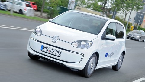 Thumb 87159 large na autosalone v bratislave budete moct vyskusat elektromobily vw e up a e golf