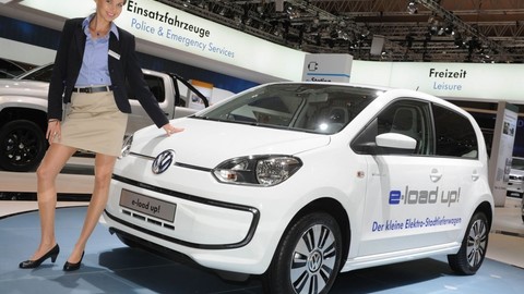 Thumb 87148 large na autosalone v bratislave budete moct vyskusat elektromobily vw e up a e golf