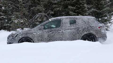 Thumb 86467 large novy renault megane odhalia na jesen bude hranatejsi a zrejme bez trojvalcov