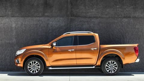 Thumb nissan navara bok