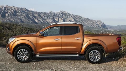 Thumb nissan navara bok1