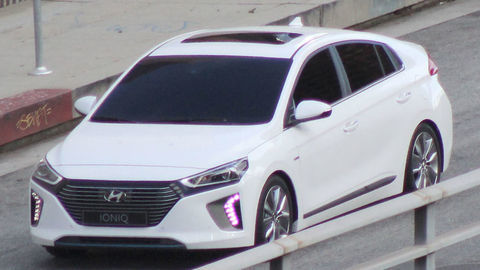 Thumb hyundai ioniq 002