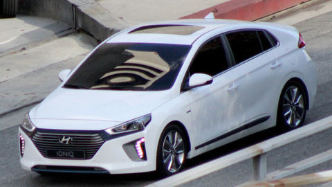 Thumb hyundai ioniq 003