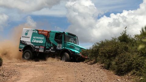 Thumb dakar iveco derooy  jan04