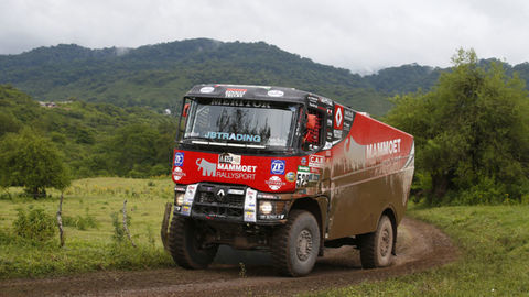 Thumb dakar reneulttrucks