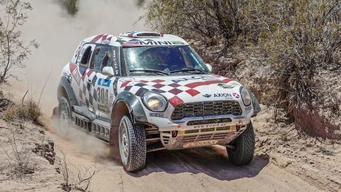 Thumb p90207717 highres 2016 dakar joan nani