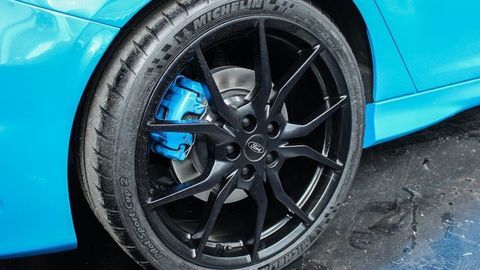 Thumb ford focus rs blue wheel 1500x1000