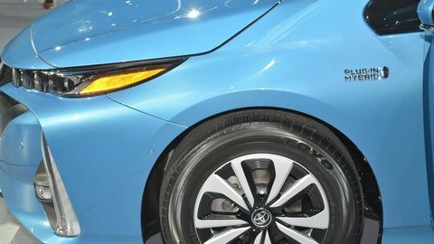 Thumb toyota prius prime nydetail