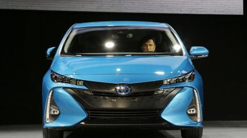 Thumb toyota prius prime1