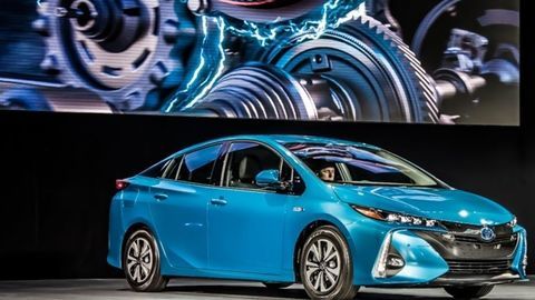 Thumb toyota prius prime reveal.2 lg