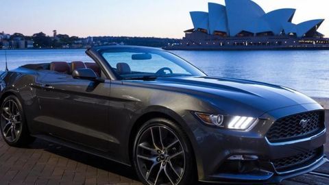 Thumb ford mustang cabrio