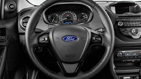 Thumb ford ka%2b volant