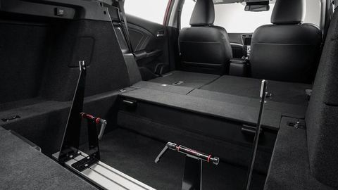 Thumb cycle rack product shot in car  2 