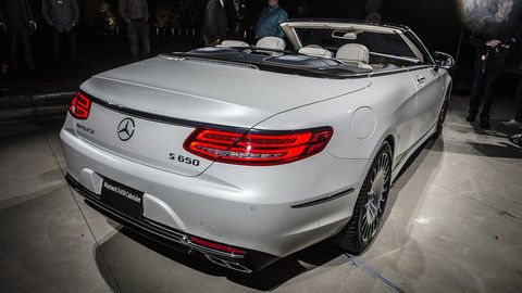 Thumb 04 2017 mercedes maybach s650 cabrio la 1