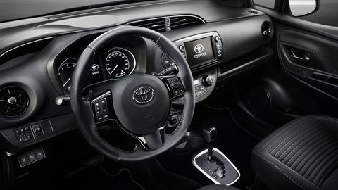 Thumb toyota yaris bitone interieur 5 final rgb 3