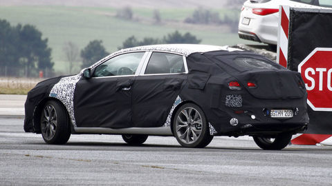 Thumb hyundai i30 fastback 010