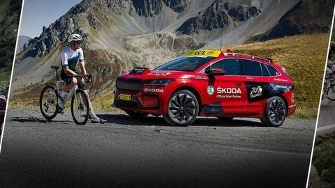 Elektrická Škoda Enyaq pokorila ikonický vrchol Tour de France