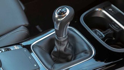 Thumb mercedes manual gearbox
