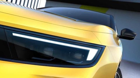 Opel ukázal prvé zábery novej Astry