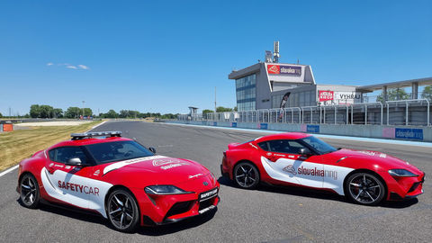 Toyota Supra je novým bezpečnostným a zavádzacím vozidlom okruhu Slovakia Ring