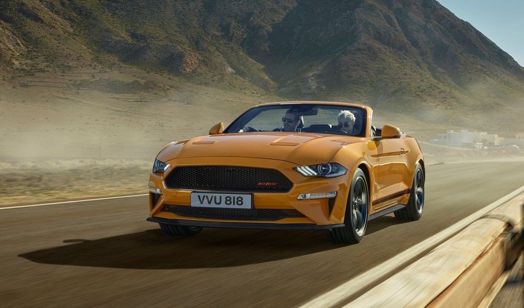 Ford Mustang California special 2022 cena