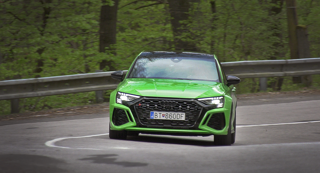Audi RS3 2022 video test