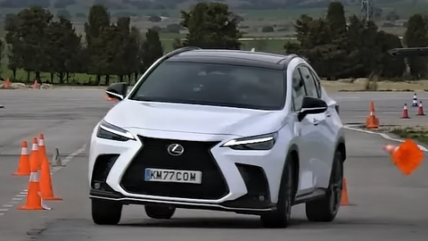 Losí test Lexus NX 2022: Nezáludný, ale príliš nedotáčavý (VIDEO)