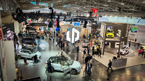 Čínsky autosalón v Mníchove: Exhibícia čínskych výrobcov, Tesla 3 facelift a revolučná batéria CATL (VIDEO)
