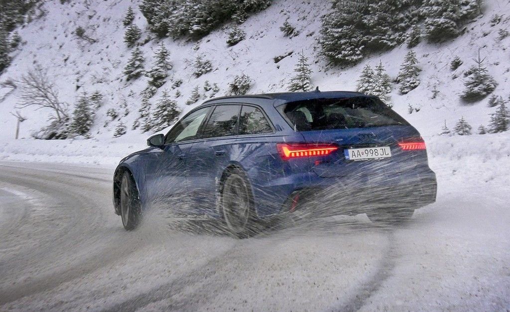 Audi RS6 Performance 2024: Zviera, ale krásne ovládateľné na snehu (VIDEOTEST)