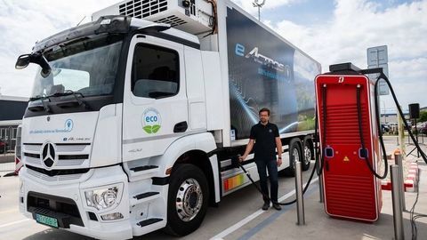 ZSE Drive otvára prvú nabíjaciu lokalitu pre nákladné elektromobily