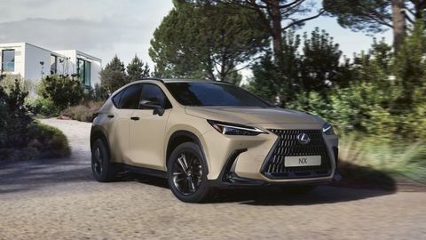 Lexus NX Overtrail: Stredne veľké SUV do ľahkého terénu