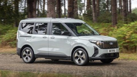 Ford E-Tourneo Courier už aj ako elektromobil