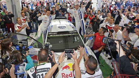 Sabastien Ogier opäť vyhral, Martin Koči je po Poľsku tretí v JWRC