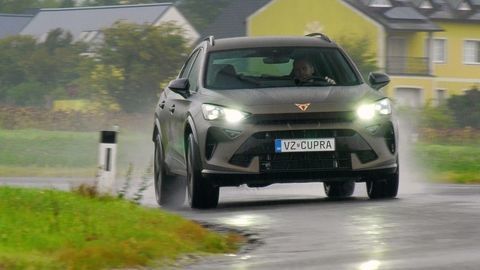 Thumb cupra formentor sk test 2025 4k.00 06 00 18.still444