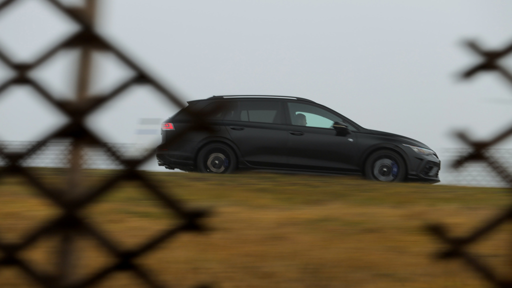VW Golf R Variant 2025: Takéto autá nám budú chýbať (VIDEOTEST)