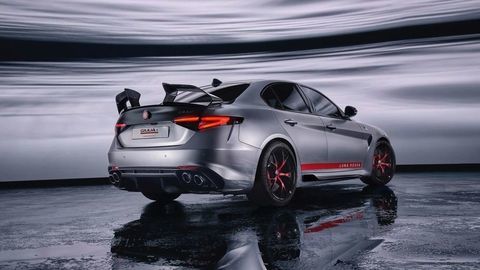 Thumb 03 giuliaquadrifogliolunarossa