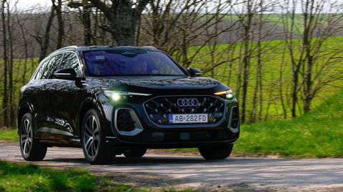 Thumb audi q5 e hybrid sk test 2026 4k.00 10 58 17.still692