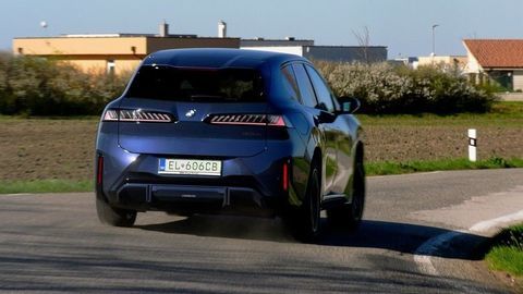 Thumb bmw ix3 neue klasse sk test 2026 4k.00 21 18 23.still702