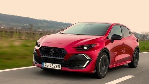 Thumb renault clio hybrid sk test 2026 4k.00 06 38 15.still704