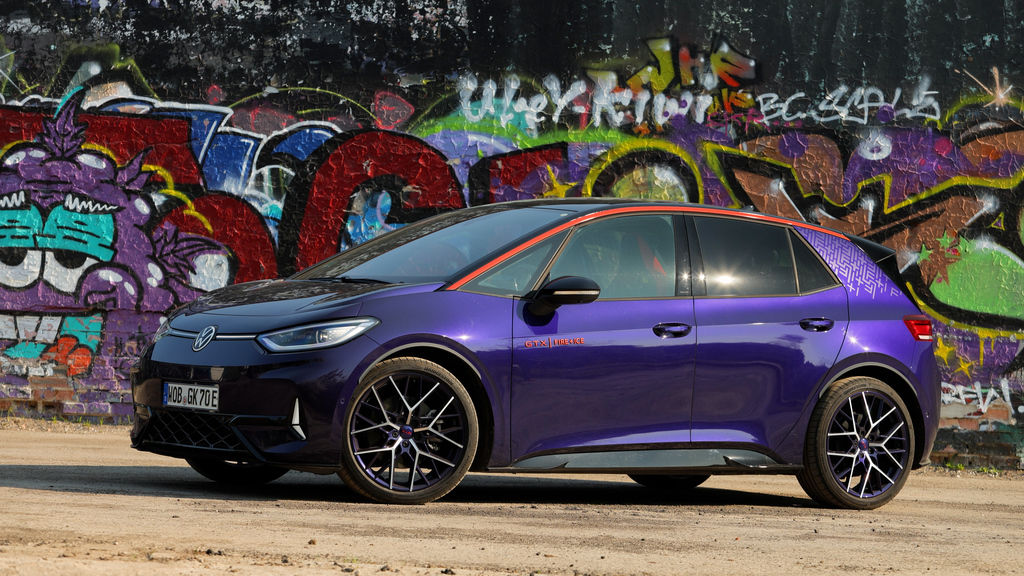 vw id3 fire ice test video