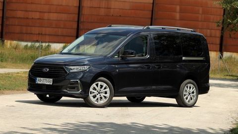 Thumb ford tourneo connect phev sk test 2026 4k.00 22 30 16.still748